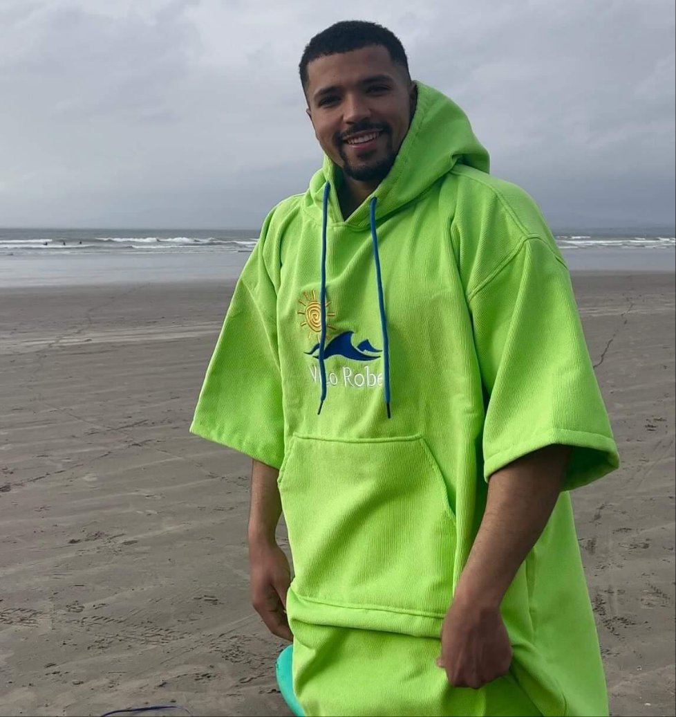 Line green towel robe